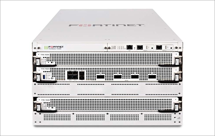 Series-Thumbnail_720-x-458-NWS-Chassis-based-NGFW